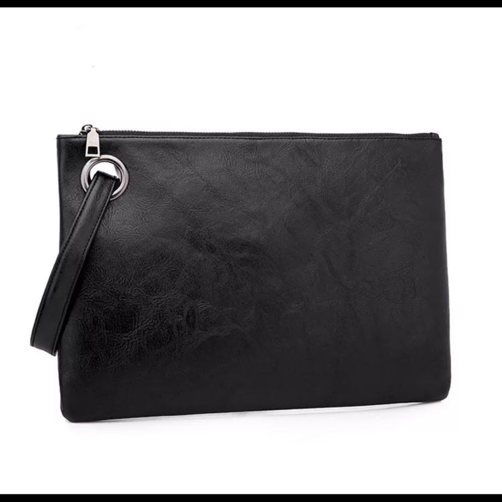 Very Soft Luxurious Vegan Leather Women’s Clutch Black